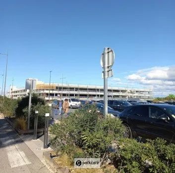 Parcheggio P1 Aeroporto Marsiglia foto 2