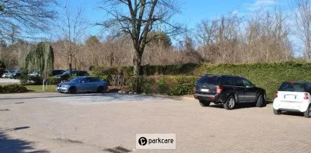 Kameha Parking foto 1
