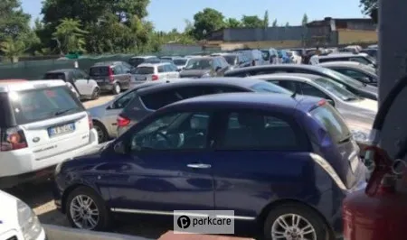 Parking Cars Napoli foto 2