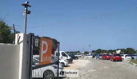 Orange Airport Parking foto 2