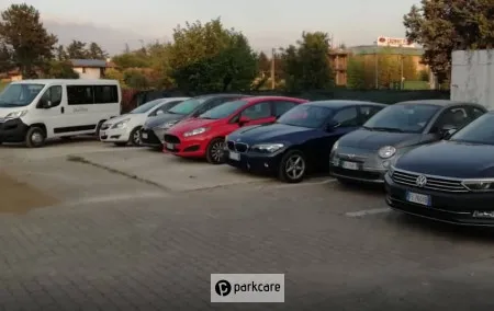 LikePark Valet Malpensa foto 3
