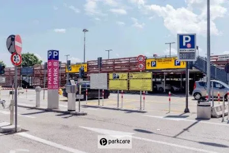 Parcheggio Park B1 Aeroporto Treviso foto 1