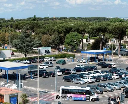 Parcheggio P4 Aeroporto Ciampino foto 1