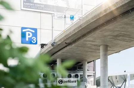 Parcheggio P3 Aeroporto Zurigo foto 1