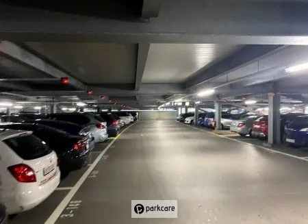 Parcheggio P3 Aeroporto Zurigo foto 2